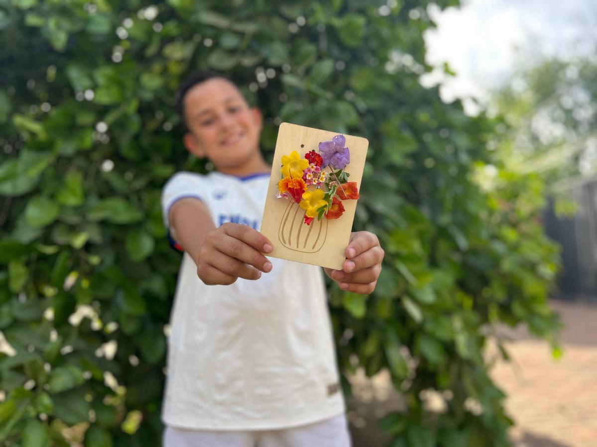 DIY Nature Walk Bouquet