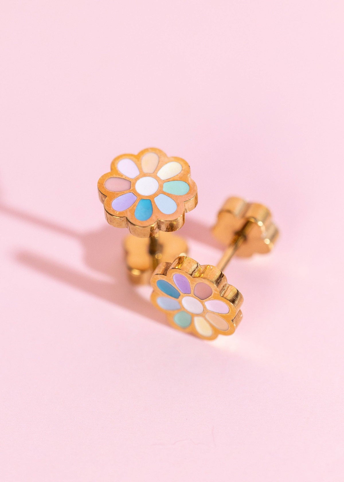 Color Pop Daisy Studs